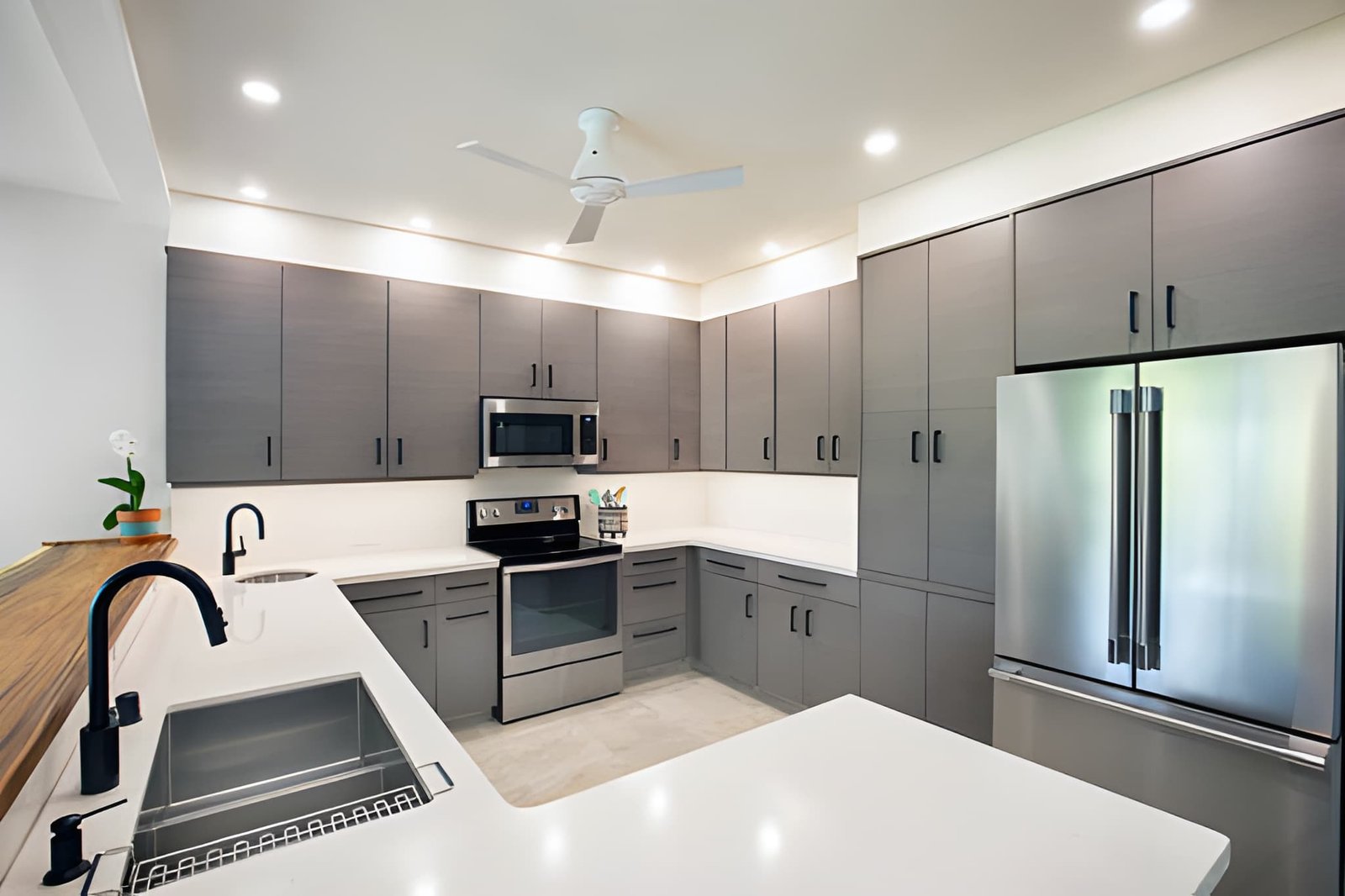 difference between kitchen and kitchenette: which fits your south jordan home 1 Learn the difference between kitchen and kitchenette